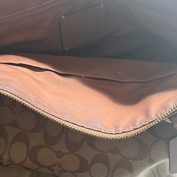 Coach Tan Signature Shoulder Bag and Wallet - Picture 2 of 9